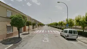 Multan a un municipio de la Ribera por la expulsión "ilícita" de un vecino senegalés