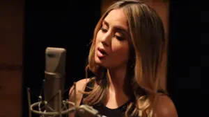 Versión en español de 'Hello', de Adele