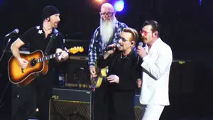 Eagles of Death Metal regresan a París con U2 tras los atentados