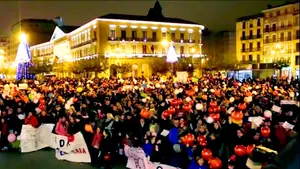 Las Apymas British-PAI acusan al Gobierno foral del cierre de líneas en colegios