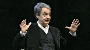 Presentan una querella criminal contra el expresidente José Luis Rodríguez Zapatero por "colaborar" con ETA