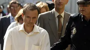 Jos&eacute; Bret&oacute;n se intenta suicidar en su propia celda de la c&aacute;rcel cort&aacute;ndose el cuello