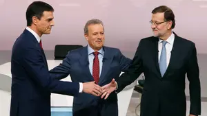 Duras palabras entre Sánchez y Rajoy en el debate sobre corrupción