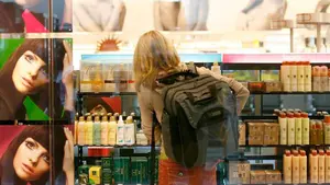 La campaña de rebajas de verano generará 4.201 empleos en Navarra