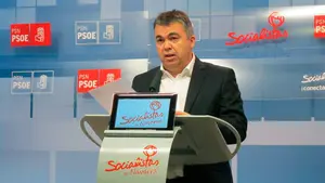 PSN ve "una pena" la ausencia de la Casa Real y cree que "desprestigia" el galardón