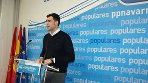 Javier García (PPN): "La actuación del Ejecutivo de Barkos en materia educativa se puede resumir en obsesión por el modelo D" 