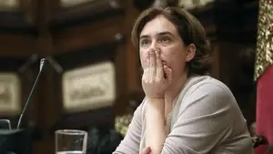 Polémica y movilización en las redes para impedir que Ada Colau acuda al pregón de las fiestas del Pilar de Zaragoza