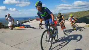 Nairo: "Nos hemos despistado y Froome nos ha sacado un tiempo considerable"