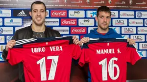 Las imágenes de la presentación de Urko Vera y Manuel Sánchez como nuevos jugadores de Osasuna