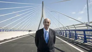 Reconocimiento internacional: un conocido ingeniero pamplonés recibe un premio por su trayectoria en México