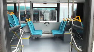 Hallan a una mujer de 85 años totalmente desorientada en el interior de una villavesa en Pamplona