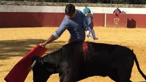 El Defensor del Menor de Andalucía traslada a la Fiscalía las actuaciones por la foto de Fran Rivera