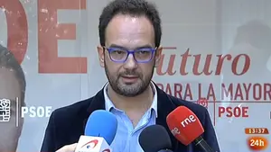 Hernando: "Entra dentro de la normalidad democrática que Sánchez tenga un rival en el PSOE"