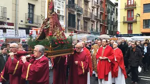 Pamplona honra a San Blas: estos son los horarios de la procesión y del tradicional mercadillo