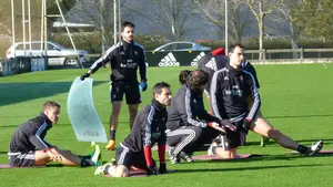 Martín recupera a Luis Martins para recibir al Almería en el Sadar