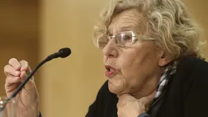 Carmena (Podemos) reclama el apoyo a la investidura de Pedro Sánchez