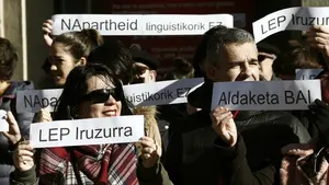 Los sindicatos nacionalistas, descontentos con la OPE, que consideran un "fraude"