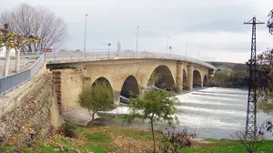 La lluvia aumenta el caudal de los ríos navarros, pero sin incidencias
