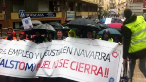 Una manifestación protesta en Tudela por los despidos en General Electric