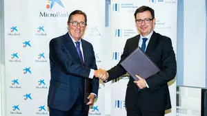 MicroBank impulsa los préstamos para estudiantes de Máster Erasmus con el apoyo del BEI