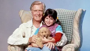 Inicio de "Punky Drewster" serie de los años 80 con George Gaynes