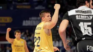 71-81. El Granca remonta hasta la final, ante Bilbao