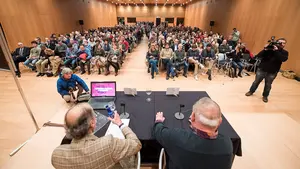 La charla de Fernando Savater en Pamplona, en imágenes
