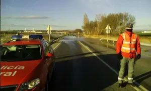 Cortada la carretera Pamplona-Madrid (N-113) en Castejón por el desbordamiento del río Ebro