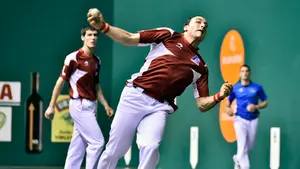 Irujo y Rezusta cierran la liguilla ganando por la mínima en el frontón Labrit