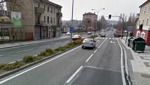 Pillado por el radar: un coche circula por la avenida Aróstegui de Pamplona a 119 km/h cuando el máximo permitido es 50