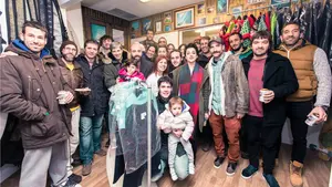 Lamoona abre su tienda para los amantes del surf en Noain