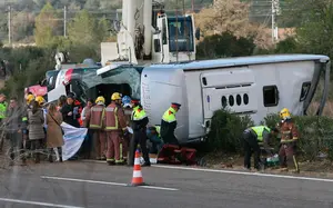 Trece universitarias de Erasmus mueren en el accidente de autobús en Tarragona