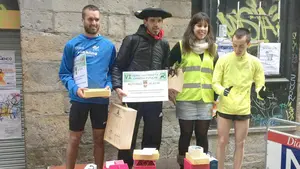 El atleta Ra&uacute;l Amatriain gana el cross del Muthiko Alaiak en Pamplona 