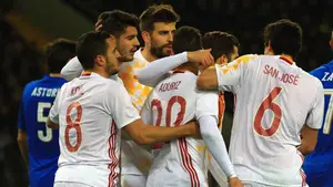 1-1. De Gea y Aduriz salvan de la derrota a una España irreconocible