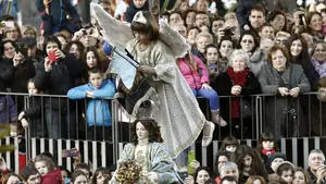 El Ángel de Tudela cumple con el anuncio del fin de la Semana Santa