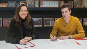 La Universidad de Navarra y Decathlon firman un convenio de pr&aacute;cticas de verano