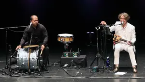 Goran Bregovic y su banda de bodas y funerales, en el Baluarte