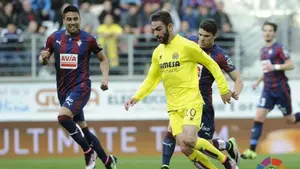 1-2 El Villarreal remonta al Eibar en Ipurúa y se mantiene arriba