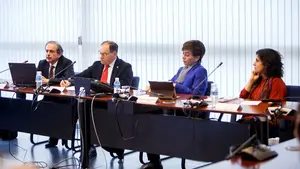 El Consejo Social de la UPNA recibe a la Cátedra Inditex-UDC de Responsabilidad Social