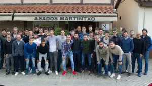 La plantilla de Osasuna se juramenta para ganar en Mallorca con una comida en Zizur