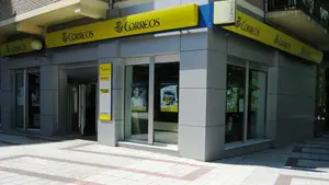 Correos instala en Navarra dos máquinas autoservicio para enviar paquetes