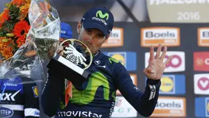 Alejandro Valverde hace historia en el Muro de Huy
