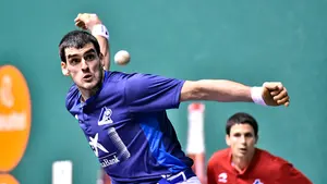 Derrota de la pareja Ezkurdia - Merino II ante Irribarria y Rezusta en el frontón Labrit de Pamplona