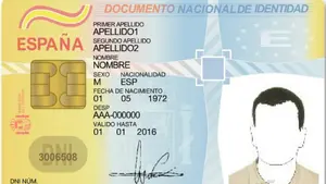 Un menor intenta acceder a una discoteca de la capital foral con un DNI ajeno