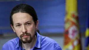 Iglesias se compromete a dimitir si la participación en su consulta es "baja", pero no concreta cifras
