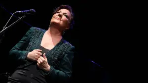 Carmen Linares: &ldquo;El flamenco es un arte vivo que va cambiando con el tiempo&rdquo;