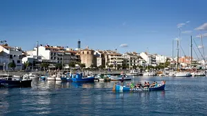 La Costa Dorada presenta su oferta turística en Pamplona, uno de sus mercados principales