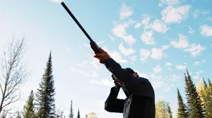 Muere un cazador tras ser disparado por un compañero por error durante una batida de jabalí