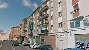 La Policía Municipal detiene en Pamplona a un hombre por exhibirse desde su balcón ante menores de edad