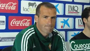 Rueda de prensa del entrenador de Osasuna B, Mateo antes de recibir al River Ega.
